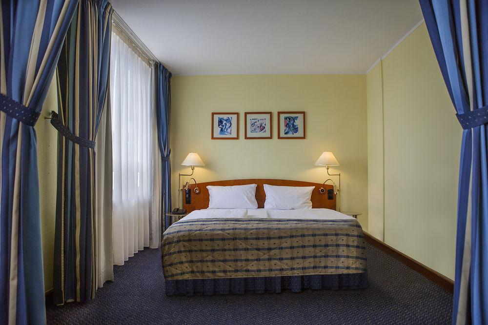 Savigny Frankfurt Hotel