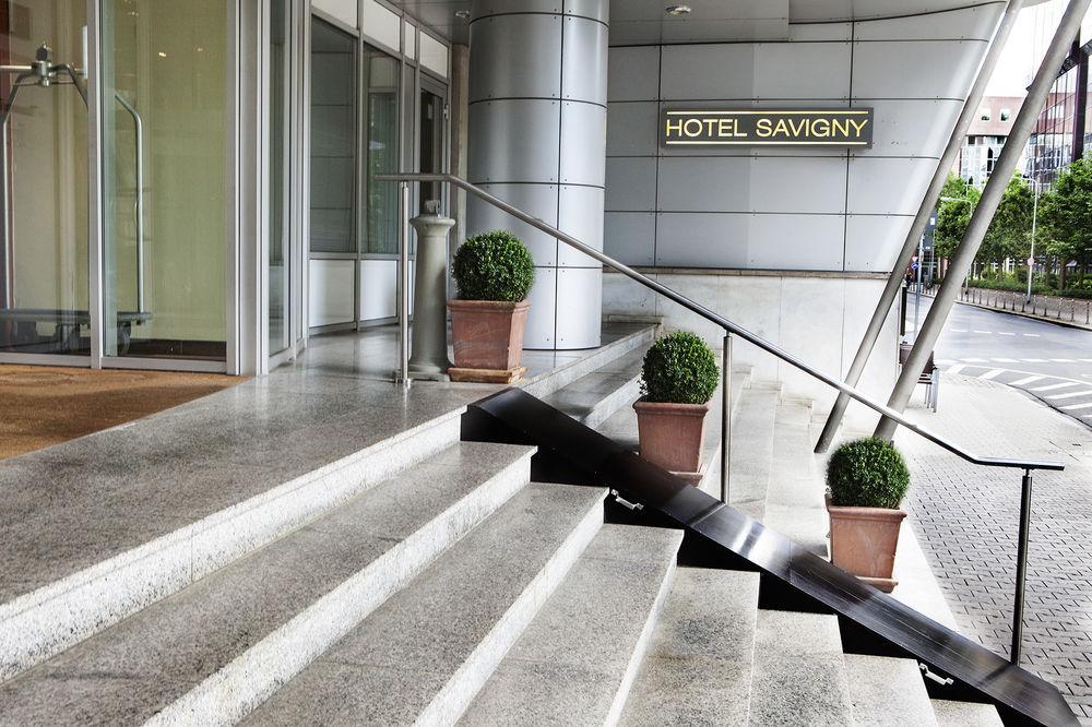 Savigny Frankfurt 4*