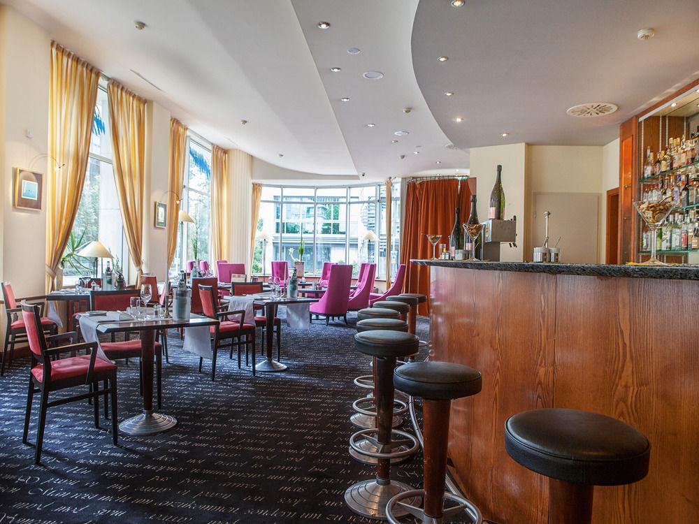 Savigny Frankfurt Hotel 4*